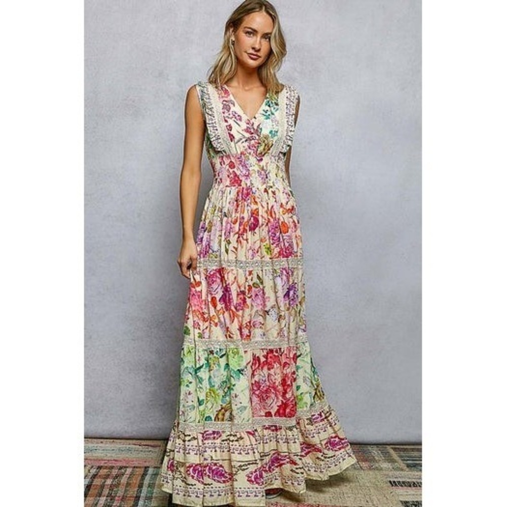 POL Floral Print Tiered Maxi Dress Lace Trim Smocked Waist Boho Sleeveless Large